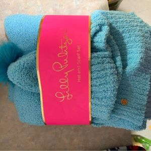 Lilly Pulitzer Turquoise Hat and Scarf Set